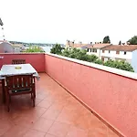 Apartment Traumhaftes In Nur 300 Meter Zum Mit Taxibootverbindung