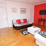 Apartment Traumhaftes In Nur 300 Meter Zum Mit Taxibootverbindung